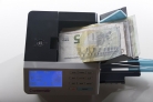 Contadora Totalizadora de billetes portátil modelo KEPLER para Euro