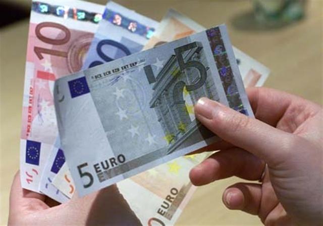 Bandas falsificadoras de billetes en España
