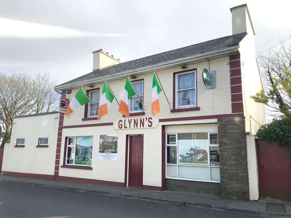 Glynn's Bar in Ireland has chosen our Counter 800 coin sorter to manage their cash.