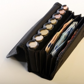 Money pouches for waiters for beach terraces.
